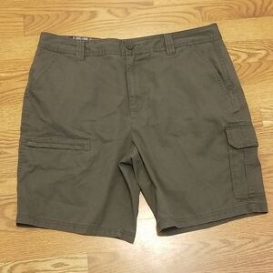 RedHead Men's Khaki Cargo Shorts